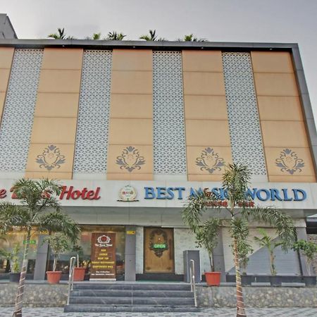 Treebo The Boss Rāipur Exterior foto